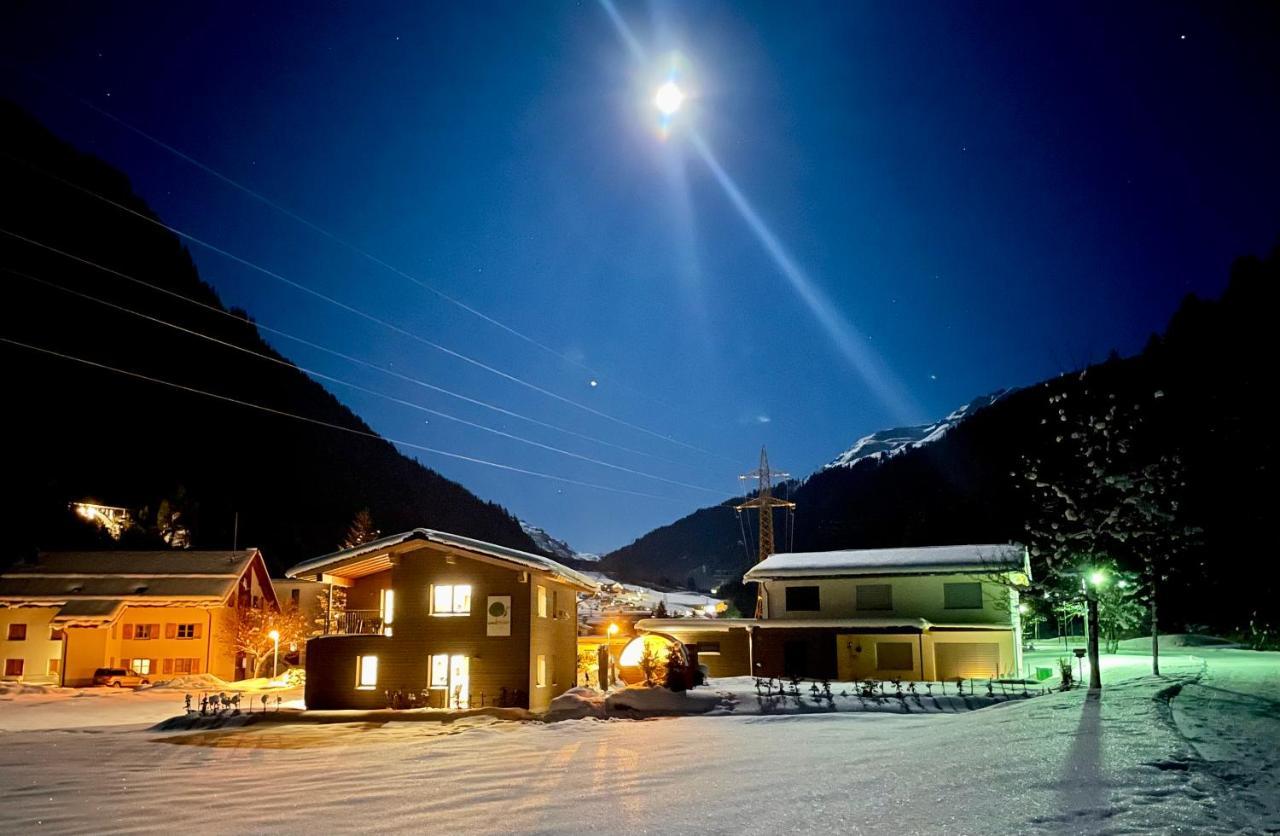 Woodpecker Chalets Villa Klosterle am Arlberg Exterior photo