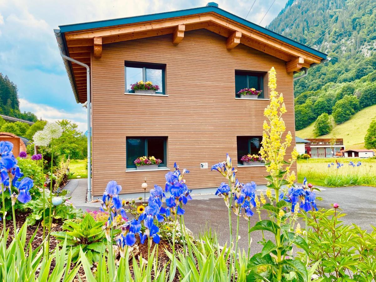 Woodpecker Chalets Villa Klosterle am Arlberg Exterior photo